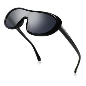 Gafas de Sol Deportivas Ovaladas con Marco Grande Personalizadas para Hombre, Marco de PC Negro, Lentes Polarizadas con Protección UV400 para Ciclismo - Product Image 1