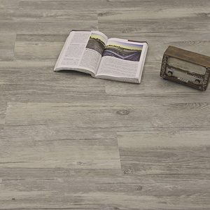 UK Imperméable Grain de <span class=keywords><strong>Bois</strong></span> 4mm 5mm 6mm 7mm 8mm Pvc Click Lock Spc Lvt Revêtement de Sol Luxe Vinyle Planche de Sol Carreaux - Product Image 5