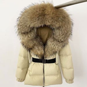 Moda <span class=keywords><strong>de</strong></span> invierno Lujoso Cálido Cuello esponjoso Comodidad Pato blanco Abajo <span class=keywords><strong>Abrigo</strong></span> corto Abajo Chaqueta para mujer - Product Image 4