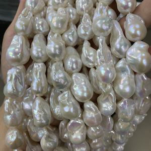 המפעל הסיטונאי לבן טבעי 20-25 מ "מ פנינים מים מתוקים לא סדירים גדילים פנינים מים מתוקים לא סדירים קווצות פנינים - Product Image 3