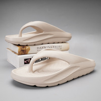 Tongs de plage pour hommes personnalisables avec logo, nouvelle collection printemps-été, confortables, à semelle épaisse, essentielles pour le jardin