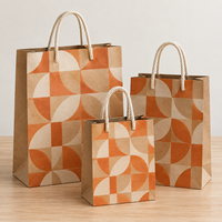 Sacs cadeaux en papier kraft imprimés sur mesure avec poignées en corde de coton, côtés à soufflets, emballage pour événements de vente au détail B128