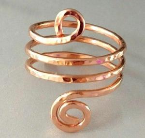 Rond de serviette personnalisé décoratif plaqué or en forme de feuille ronde écologique pour la fête de mariage Caffey fabriqué à la main de haute qualité - Product Image 6