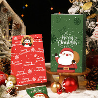 Sacs cadeaux en kraft de Noël assortis avec étiquettes suspendues 3D, design Père Noël, bonhomme de neige, renne, emballage cadeau de Noël, sac en papier
