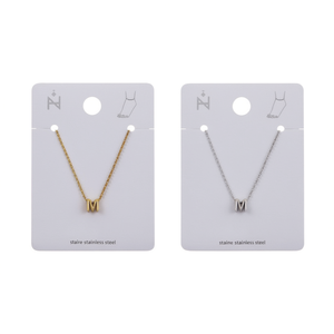 Cavigliera con lettera M in acciaio inossidabile, design minimalista per donna, gioielli alla moda - Product Image 2
