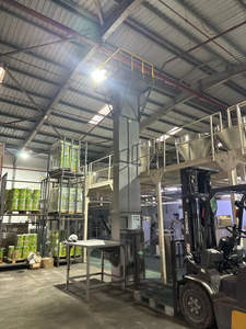 Silika kum çimento kireçtaşı için özelleştirilmiş zincir/kemer kova asansörü-yüksek kapasiteli dikey konveyör - Product Image 2