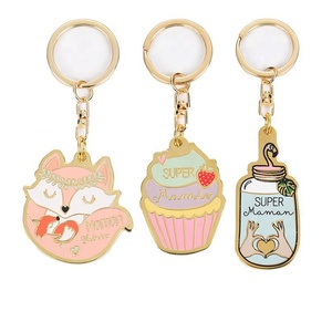 ผู้ผลิตพวงกุญแจขายส่ง พวงกุญแจโลหะผสมสังกะสี โลโก้สั่งทำ แฟชั่นน่ารัก ของที่ระลึกสำหรับรถยนต์ พวงกุญแจเคลือบโลหะสั่งทำ - Product Image 3