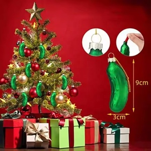 Yuyang <b>Christmas</b> Ornament Glass Bauble Supplier Hand Blown New Pickle Xmas <b>Tree</b> Hanging Ornaments Green Cucumber Craft - Product Image 2