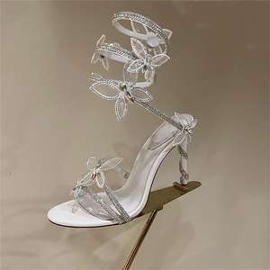 Crystal Butterfly Coil Strap Tacones Boda nupcial para damas Sandalias Zapatos de mujer PU Sliver Rubber Round Summer Shoes 2 pares - Product Image 1