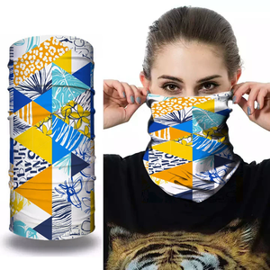 Bandana de visage sans couture <span class=keywords><strong>pas</strong></span> <span class=keywords><strong>cher</strong></span> pour l'extérieur cache-cou Bandana tube <span class=keywords><strong>Snood</strong></span> avec logo imprimé personnalisé - Product Image 3