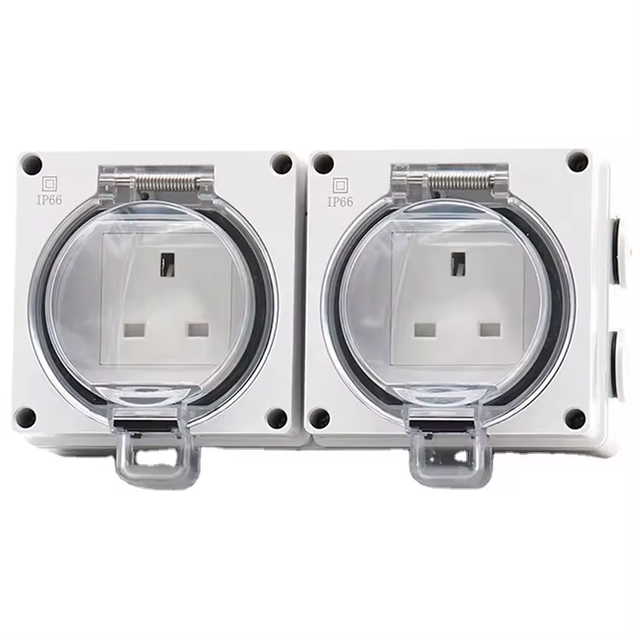 IGERCN IP66 Weatherproof Wall Socket 2-Gang Power Plug 2 AC Outlets 13A Rated Current British Type Waterproof Outdoor Design