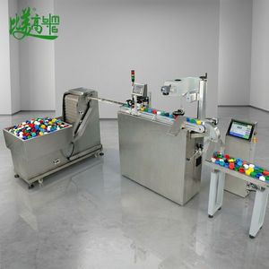 Nouvelle machine de marquage laser UV automatique pour le conditionnement des bouchons de bouteilles, avec système de rejet par inspection visuelle IA et traçabilité anti-contrefaçon - Product Image 2