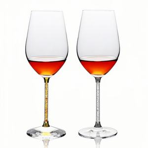 <span class=keywords><strong>Verre</strong></span> à vin <span class=keywords><strong>rouge</strong></span> bordeaux 470ml avec diamant doré <span class=keywords><strong>Verre</strong></span> à cristal sans plomb rond avec LOGO personnalisable <span class=keywords><strong>Verre</strong></span> à vin français - Product Image 6