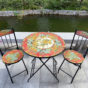 Table et chaises de jardin Rose Town Garden Courtyard Leisure, en mosaïque artisanale, pliables, pour extérieur. - Product Image 4