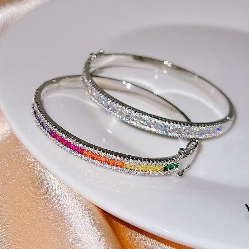 Moda Icy colorido CZ brazalete compromiso joyería oro blanco Arco Iris zafiro diamante Baguette brazalete pulsera para mujer