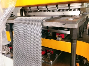 Wondery 120SPM Fin <span class=keywords><strong>Stamping</strong></span> Mold Aluminio Cobre Acero Punzonado <span class=keywords><strong>Die</strong></span> - Product Image 4