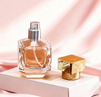 Botol Parfum Spray Kaca Persegi Modern 30ml 50ml 100ml Laris Manis dengan Tutup Sekrup, Cetak Logo Custom untuk Penggunaan Unisex