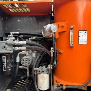 Excavadora Usada de Alta Calidad Hitachi ZX130 Modelo Japonés con Orugas Hidráulicas en Venta - Product Image 5