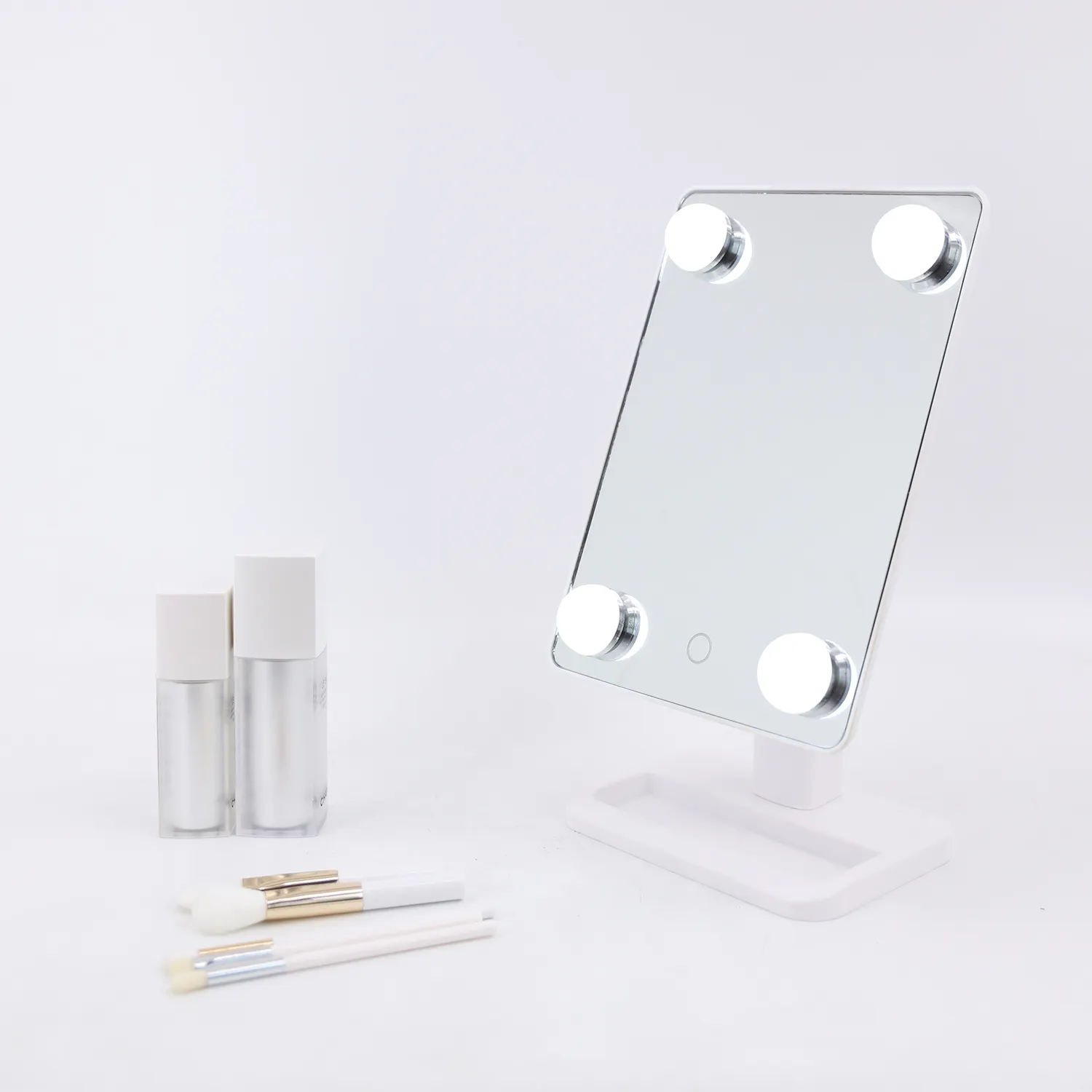 Specchio da tavolo 4 pezzi lampadine LED specchio da toeletta per trucco da tavolo in stile Hollywood con luci