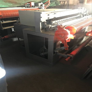 Automatico elettrico galvanizzato maglia che fa la macchina di saldatura <span class=keywords><strong>a</strong></span> <span class=keywords><strong>filo</strong></span> in rotolo - Product Image 2