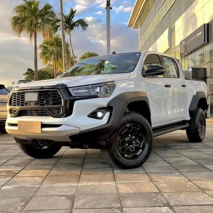 Yeni geldi vücut kitleri için modifikasyon araba tampon 2023 Hilux Revo Rocco 2016-2020 Hilux vücut kiti GR spor yükseltme