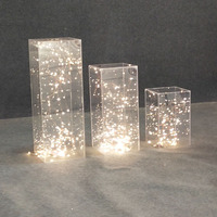 Support carré en acrylique pour fleurs, socles décoratifs transparents en acrylique pour mariage, présentoir à gâteaux transparent pour fête, vente en gros d'usine