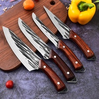 Ensemble de couteaux de cuisine : couteau de chef martelé, couteau à désosser et couteau utilitaire avec manche en bois de wengé