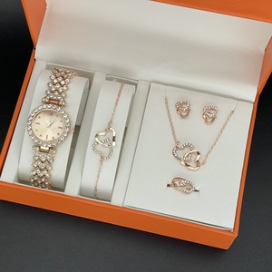 Montres-bracelets de luxe pour femmes NYY, lot de 6, avec strass, style décontracté et professionnel, cadran en verre, boîte de présentation - Product Image 5