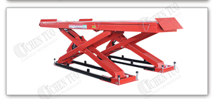 ลิฟท์ยกรถไฮดรอลิกทรงกระบอกคู่ขนาด4000กก. ที่ยกรถแบบกรรไกรใหญ่ได้รับการอนุมัติจาก CE - Product Image 2