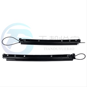 Riel Guía Panorámico Negro Aislante Térmico Templado Original Nuevo para Techo Solar GLA W156 Código OE Ventanas de Coche - Product Image 1