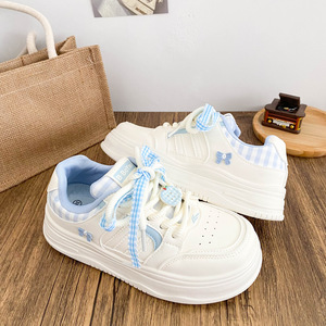 Women's Fashion Shoes Sneakers <b>Cute</b> Lace-Up Casual Board Shoes Comfortable Student Campus Sports Shoes with Button Details - Product Image 4