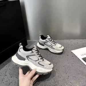 Baskets à lacets pour femme de style coréen, semelle intérieure en maille d'été, recommandées sur <span class=keywords><strong>TikTok</strong></span>, couleur unie, tendance mode à enfiler pour la marche - Product Image 3