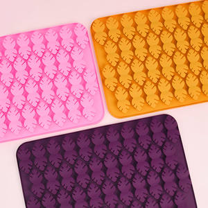 New Design Anti Choking Puppy Slow Feeder Non-toxic Silicone Snuffle Mat para cães e gatos - Product Image 1