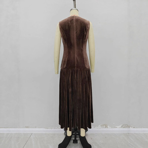 Vestido de <span class=keywords><strong>Terciopelo</strong></span> Elegante y Moderno para Mujer, Estilo Otoñal, Color Sólido, Falda Plisada, Sin Mangas, Corte Entallado - Product Image 4