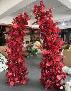 Arco Metallico a Forma di Cuore Bordeaux di Lusso 6-7 Piedi, Pezzo Centrale Perfetto per Cerimonie Nuziali e Decorazioni per Eventi - Product Image 6
