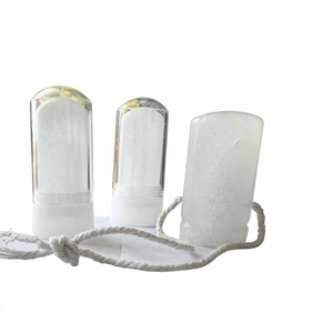Déodorant en bâton de sulfate d'aluminium et de potassium, liquide transparent, pour les applications alimentaires, cosmétiques et de traitement de l'eau - Product Image 1