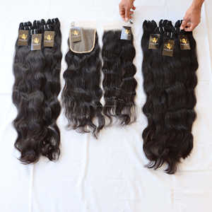 Extensions brésiliennes naturelles bouclées, vison 11a, non traité, avec Lace Frontal Closure, 6x6 - Product Image 1