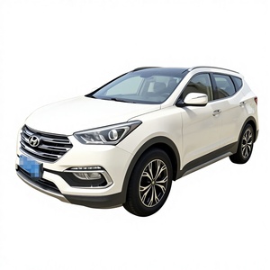 יונדאי סנטה פה SUV שנת 2017, 2.0T אוטומטית, הנעה קדמית, 7 מושבים, רכב משומש, לייצוא לאפריקה והמזרח התיכון - Product Image 1