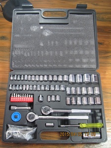 75pcs <span class=keywords><strong>1</strong></span>/<span class=keywords><strong>2</strong></span>, <span class=keywords><strong>1</strong></span>/4 <span class=keywords><strong>Set</strong></span> di <span class=keywords><strong>chiavi</strong></span> <span class=keywords><strong>a</strong></span> <span class=keywords><strong>bussola</strong></span> universali <span class=keywords><strong>a</strong></span> cricchetto dinamometrico da 3/8 pollici con <span class=keywords><strong>Set</strong></span> di <span class=keywords><strong>chiavi</strong></span> esagonali - Product Image 2