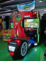 Machine d'arcade de course immersif à monnayeur, simulateur de conduite automobile dynamique pour centre de jeux intérieur et FEC