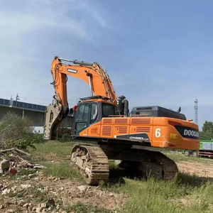 Excavadora de Orugas Usada Importada de Corea de Alta Calidad, Doosan Dx520lc Modelo 2023, 52 Toneladas, Probada en Fábrica con Motor, Caja de Cambios, Bomba y PLC - Product Image 1