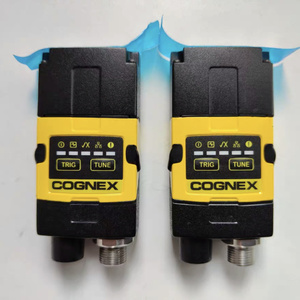 เครื่องอ่านบาร์โค้ดแบบติดตั้งถาวรและเซ็นเซอร์กล้อง COGNEX รุ่น DM262X ของใหม่ มีสินค้าในสต็อก DM262X DM262X COGNEX ของใหม่ รุ่น DM262X แบบติดตั้งถาวร - Product Image 1