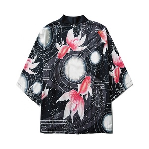 Vente en gros T-shirt à sublimation en polyester à la mode personnalisée T-Shirt pour <span class=keywords><strong>homme</strong></span> Haori <span class=keywords><strong>Kimono</strong></span> cardigan <span class=keywords><strong>japonais</strong></span> pour <span class=keywords><strong>homme</strong></span> - Product Image 5