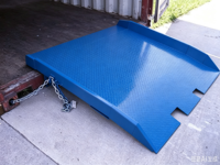 Rampe de quai portable de 6 tonnes avec bords biseautés 1,8 m x 1,5 m pour le chargement de petits fourgons, fournisseur chinois, directement de l'usine