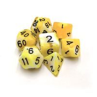 Dés en résine personnalisés de 16 mm, couleurs mélangées, non toxiques, jaunes, sûrs, pour le plaisir familial et les jeux de table