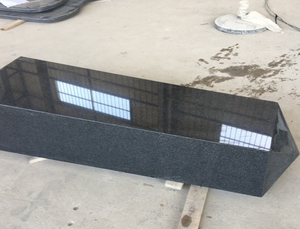 อนุสรณ์สถานหินแกรนิตสีดำ G654 ชุดสุสานหินแกรนิตขัดเงา - Product Image 3