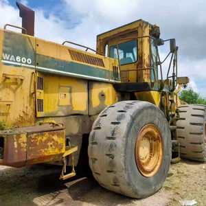 Chargeuse sur pneus Komatsu WA600 d'occasion / Chargeuse frontale WA600-3 WA600-1 d'occasion - Product Image 1