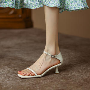 Oem Factory 7 Cm sandali da <span class=keywords><strong>donna</strong></span> <span class=keywords><strong>scarpe</strong></span> morbide di seta fatte a mano da <span class=keywords><strong>donna</strong></span> <span class=keywords><strong>con</strong></span> punta aperta quadrata cinturino alla caviglia da <span class=keywords><strong>donna</strong></span> sandali <span class=keywords><strong>con</strong></span> <span class=keywords><strong>tacco</strong></span> alto sottile - Product Image 3