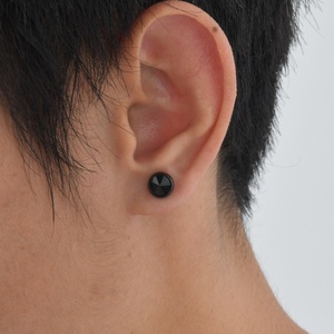 Boucles d'oreilles tendance haut de gamme en acier inoxydable avec pierres rondes, clous colorés en zircon - Product Image 3