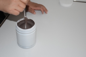 Flujo de soldadura de pasta de soldadura de plata para acero inoxidable y aluminio Baja temperatura alta para PCB Color marrón - Product Image 3